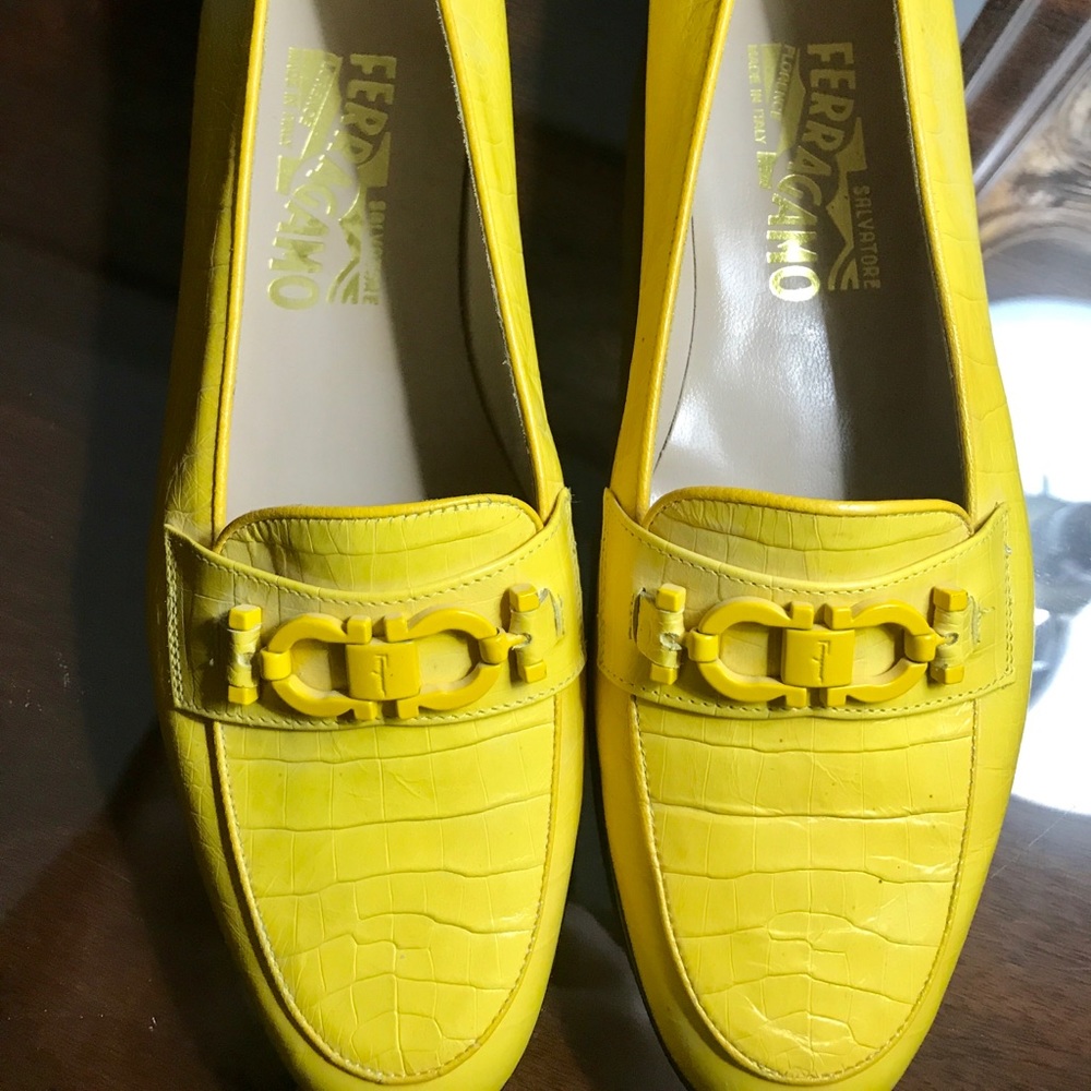 FERRAGAMO LOAFERS AS NEW!